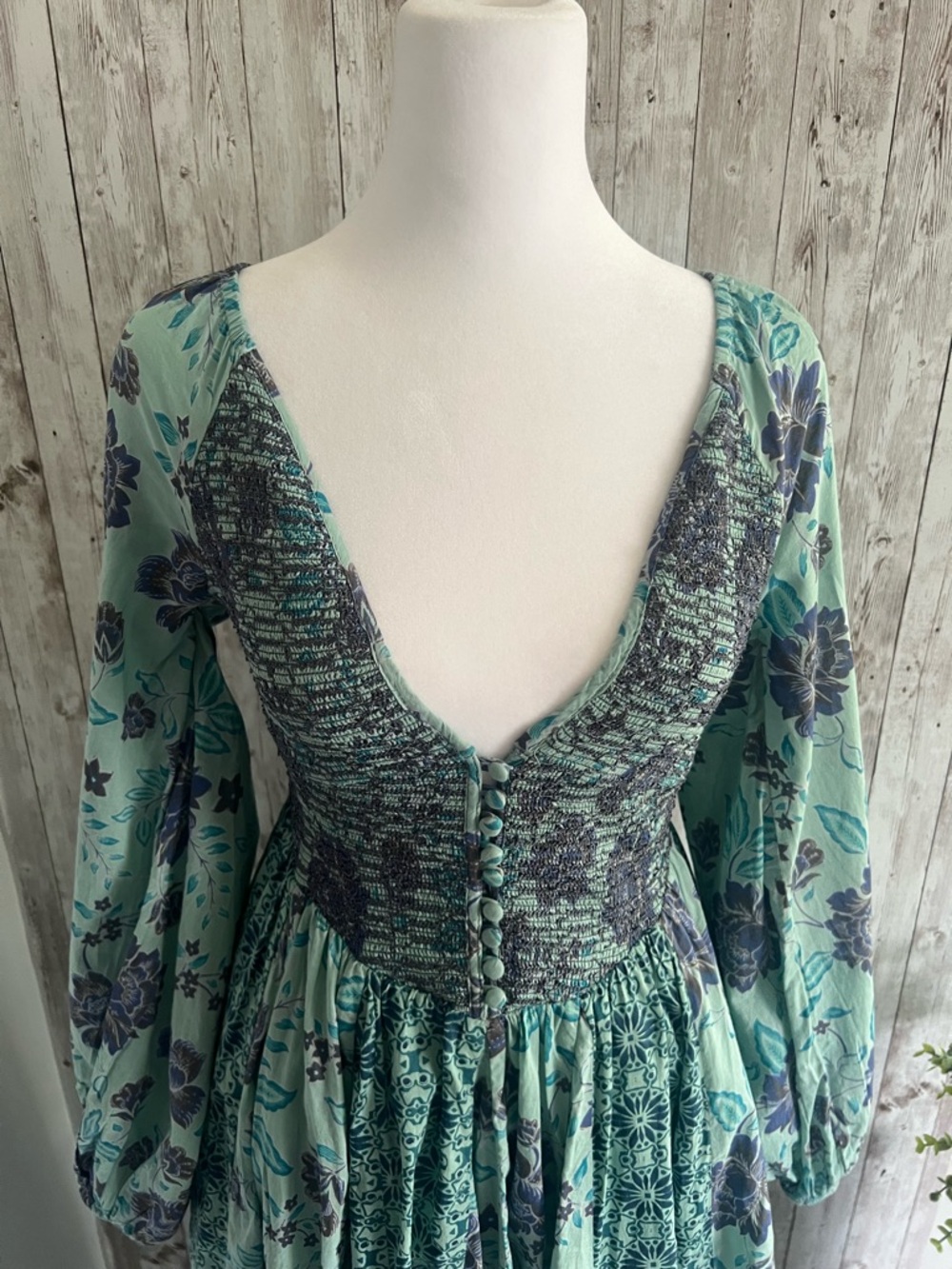 Free People A New Way Maxi V Neck Smocked Criss Cross Floral Boho Maxi Dress XS - Picture 5 of 8